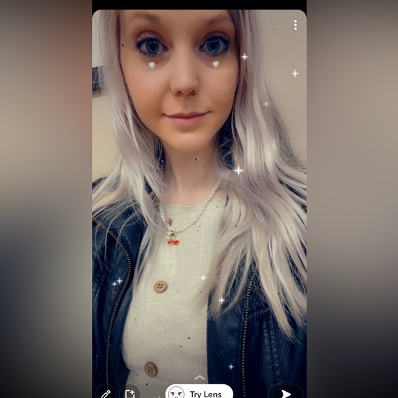 Meet your Posher, Ciera - Picture 7 of 15